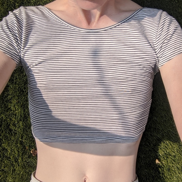 Brandy Melville striped crop top - Picture 1 of 6